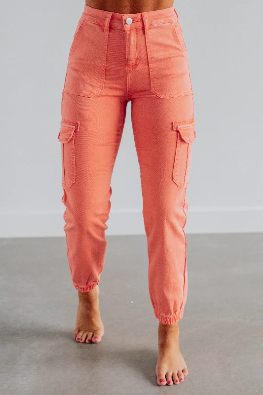 Women's Seasonal Apparel Jadia Risen Cargo Pants - Salmon