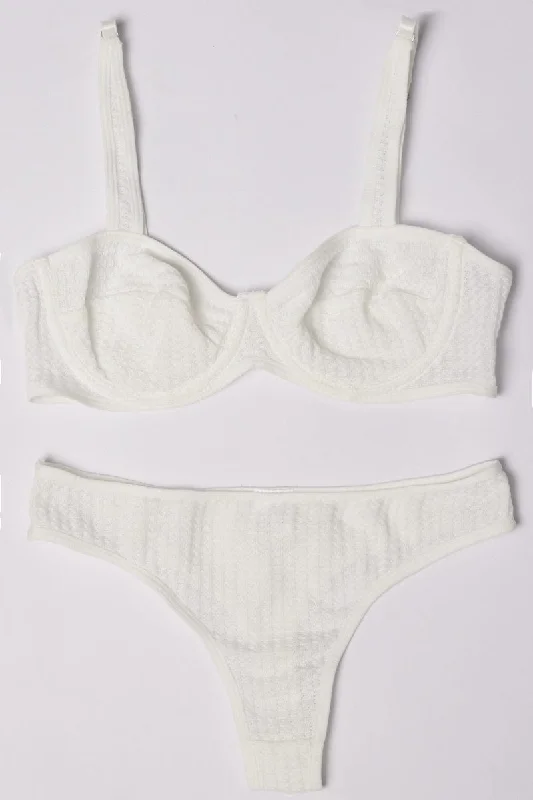 Stylish Women's Outerwear Apparel White Lingerie Set