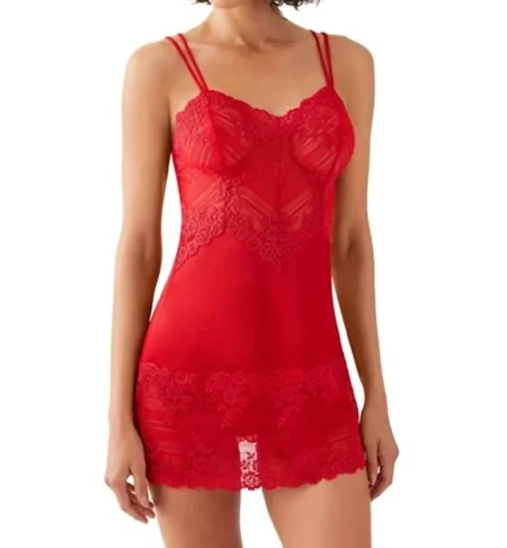 Women's High-Fashion Outfit Embrace Lace Chemise In Equestrian Red