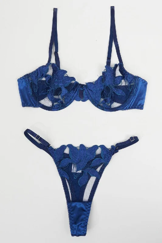 Women's Fashionable Clothing Sets Blue Embroidery Lingerie Set