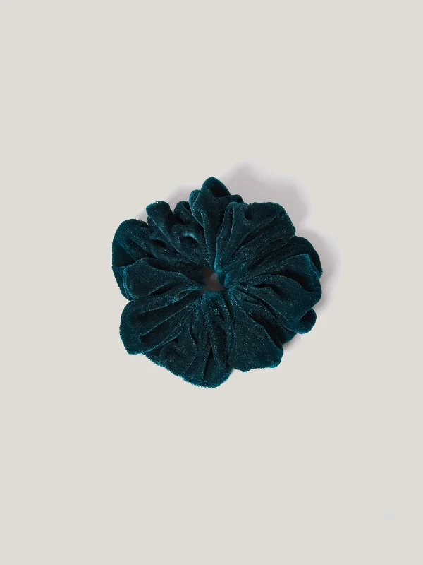 Women's Stylish Vacation Attire Velvet Scrunchie | Green