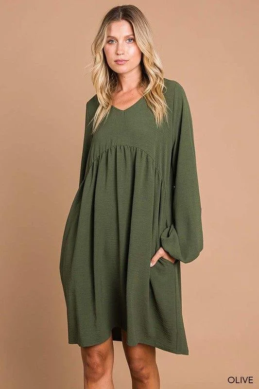 Fashion Essentials Womens vneck bubble sleeve dress in olive