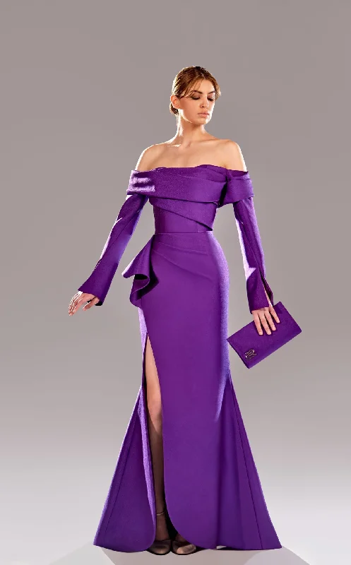 Women's Chic Outfit Reverie Couture SS2478 Dress