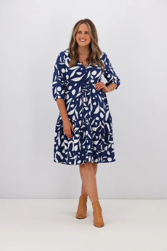 Effortless Chic Apparel Fria Fall Leaf 3/4 Sleeve Dress Navy