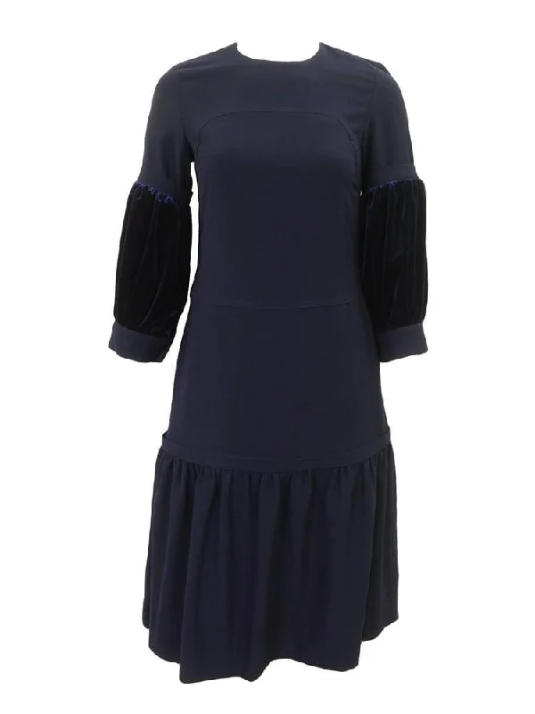 Embrace New Fashion Noir Velvet Sleeve dress