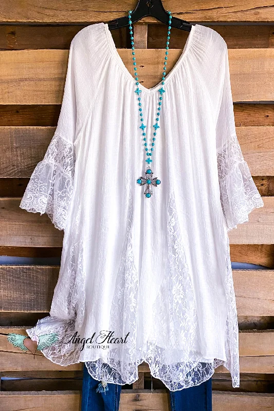 Hurry – Weekend Sale Ends Soon AHB EXCLUSIVE: Spring Sighting Tunic/Dress- White