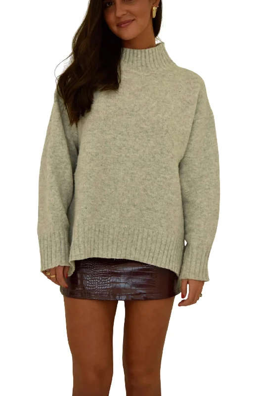 Women's Trendy Clothing Mock Neck Sweater In Heather Grey