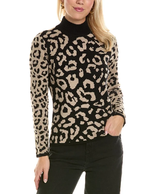 Women's Chic Outfit Joseph A. Turtleneck Sweater