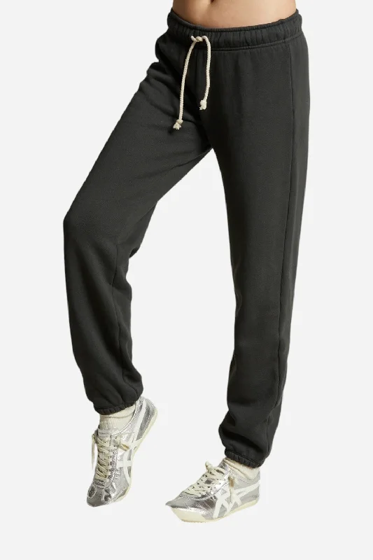 Affordable Luxury Women's Garments Perfect White Tee Michelle Fleece Jogger in Vintage Black