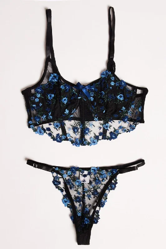 Women's Vintage-Inspired Clothing Black Flower Embroidery Lingerie Set