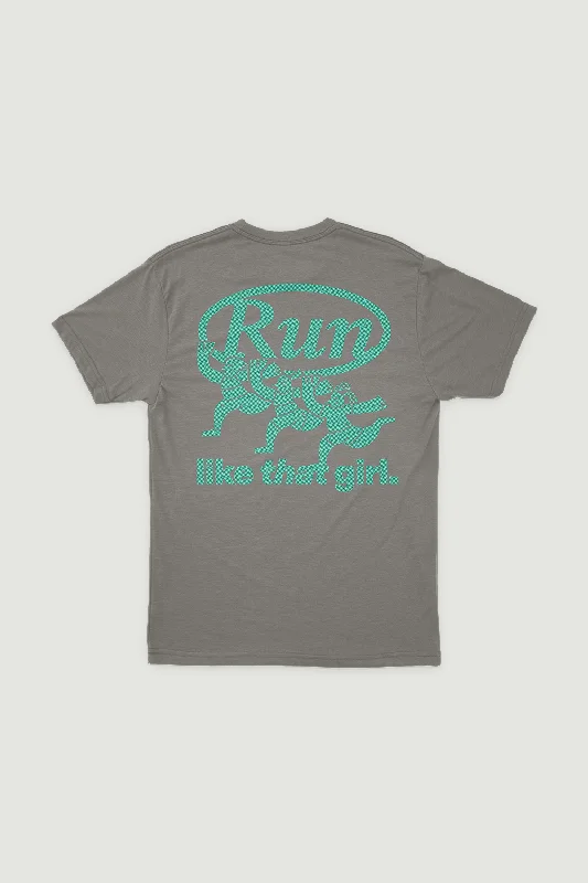 Women's Chic Outfit [PRE-ORDER] Graphic Oversized Tee in Pepper (Run Like That Girl)