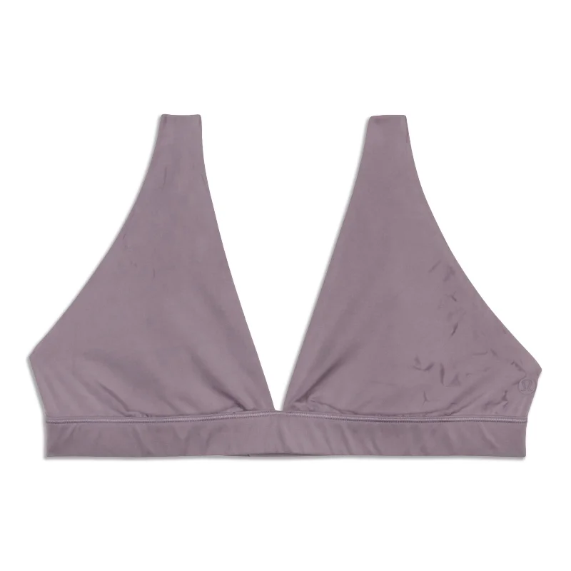 Stylish Outerwear Clothing For Women Wundermost Ultra-Soft Triangle Bralette A–D Cups - Resale