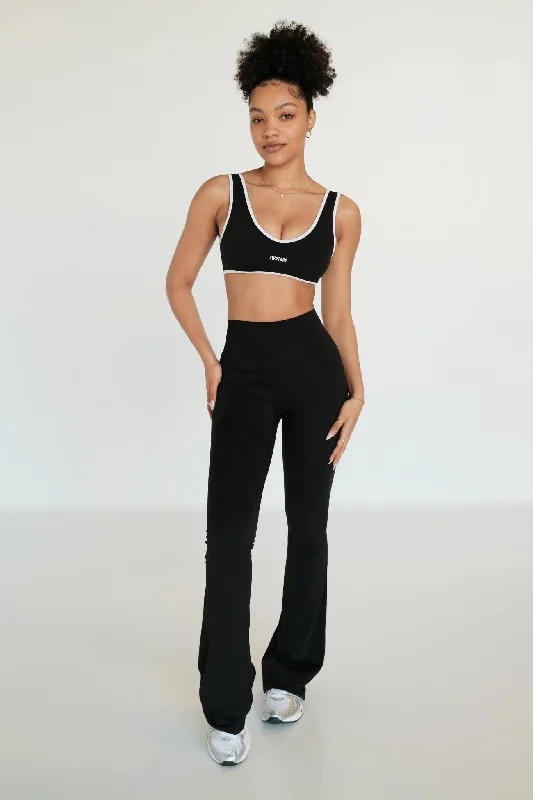 Women's Athletic Outfit Alpine Flare Pocket (Extra Tall) Leggings - Black