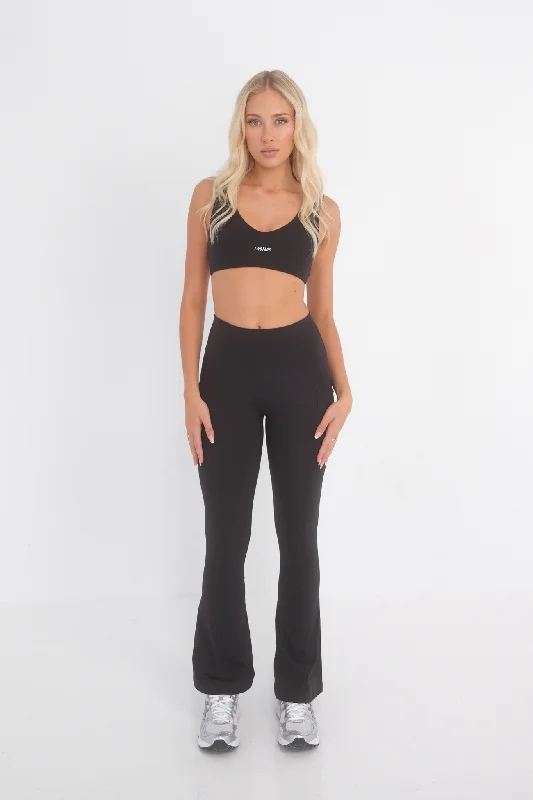 Women's Work Apparel Bootcut Flare Pocket (Seamless) Leggings - Black