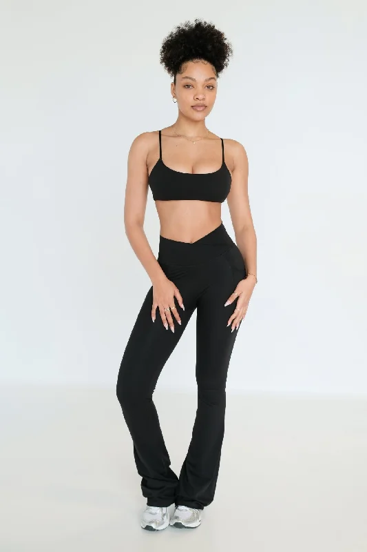 Women's Vacation Outfit Set Cross Over Flare Pocket (Extra Tall) Leggings - Black