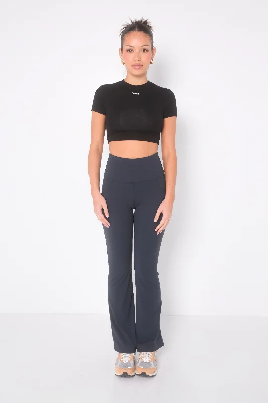 Women's Plus-Size Garments Daze Flare Pocket Leggings - Ink