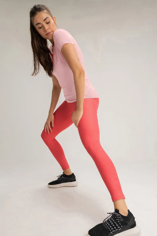 Women's Trendy Attire LIVE! Contour Legging