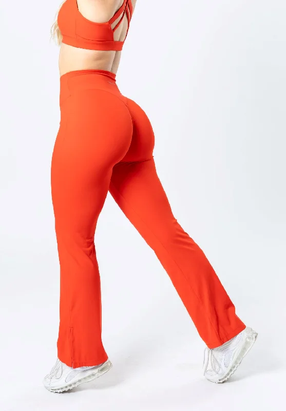 Comfortable Lounge Clothing RecStretch Original Sculptseam™ Plus Flare Legging 31" Hot Shot